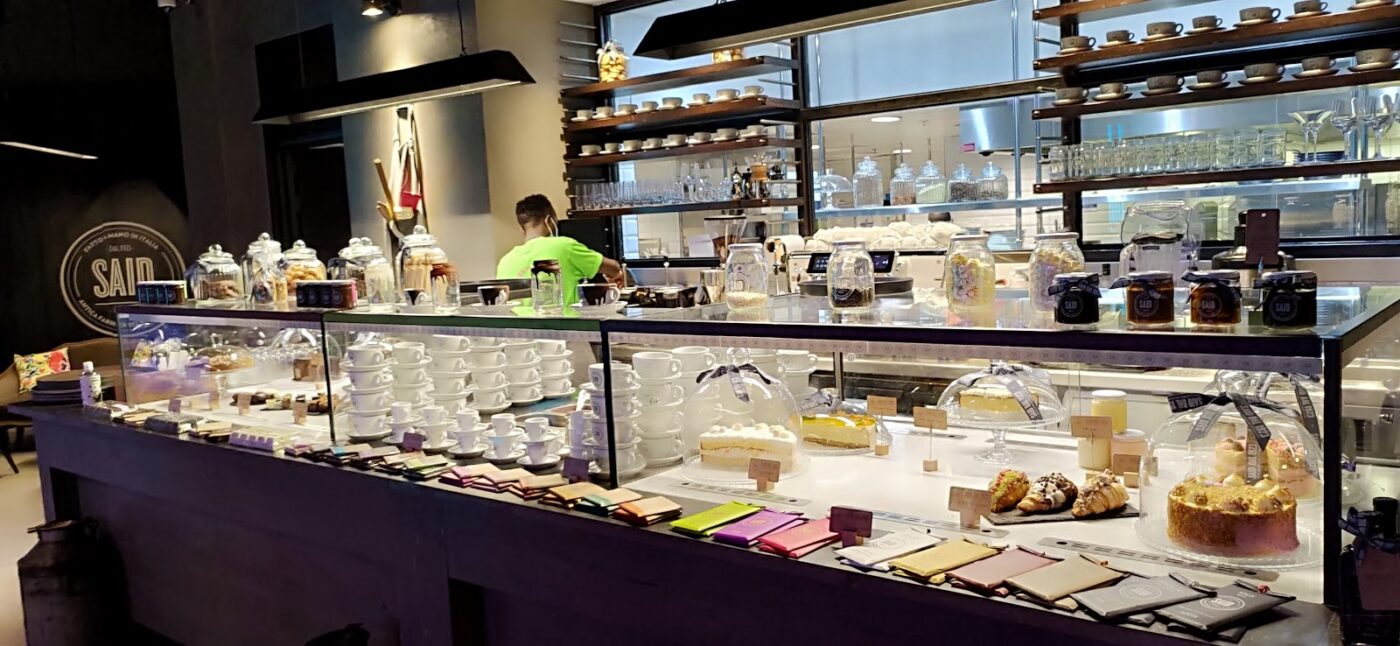 Best Late-Night & 24-Hour Dessert Cafés in Dubai for Post-Taraweeh Hangouts